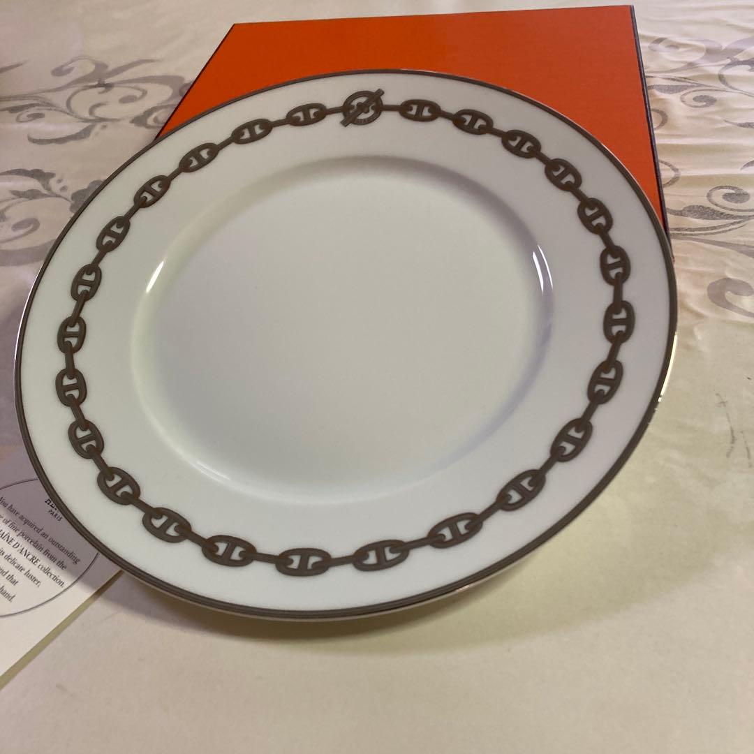 美品 HERMES シェーヌダンクル プレート 27cm プラチナ
