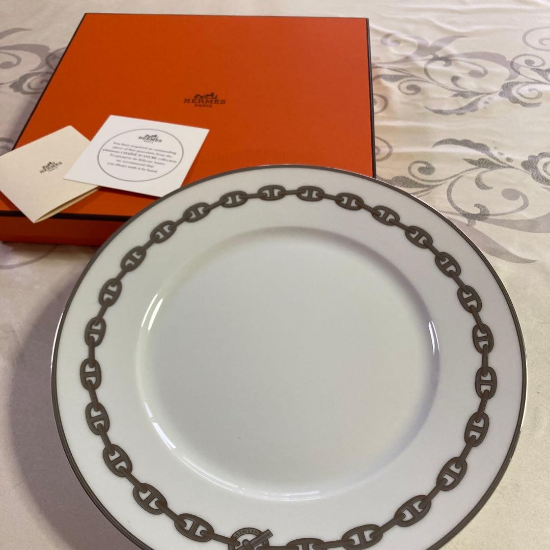 美品 HERMES シェーヌダンクル プレート 27cm プラチナ