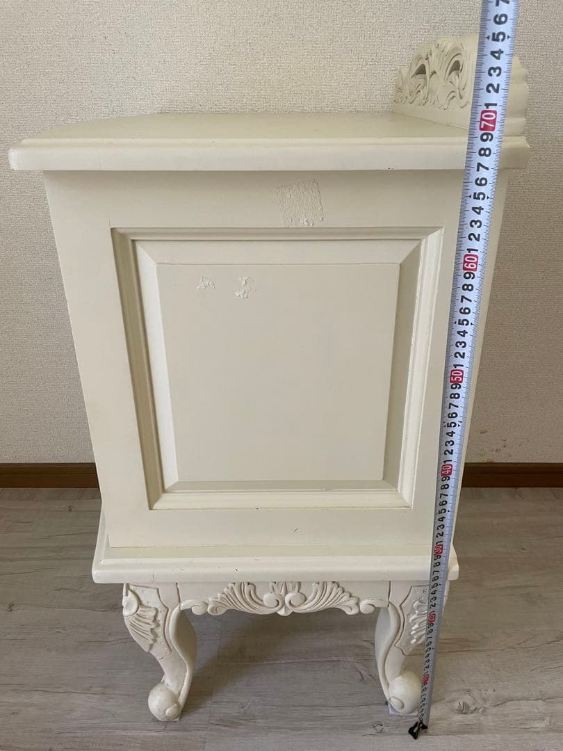 サイドテーブル　白　アンティーク調　ホワイト