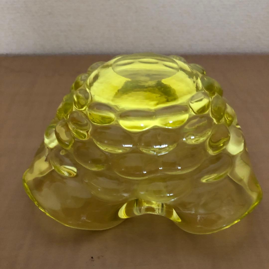 ウランガラス　灰皿型コンポート