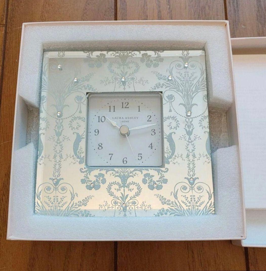 ローラアシュレイ ミラー 時計