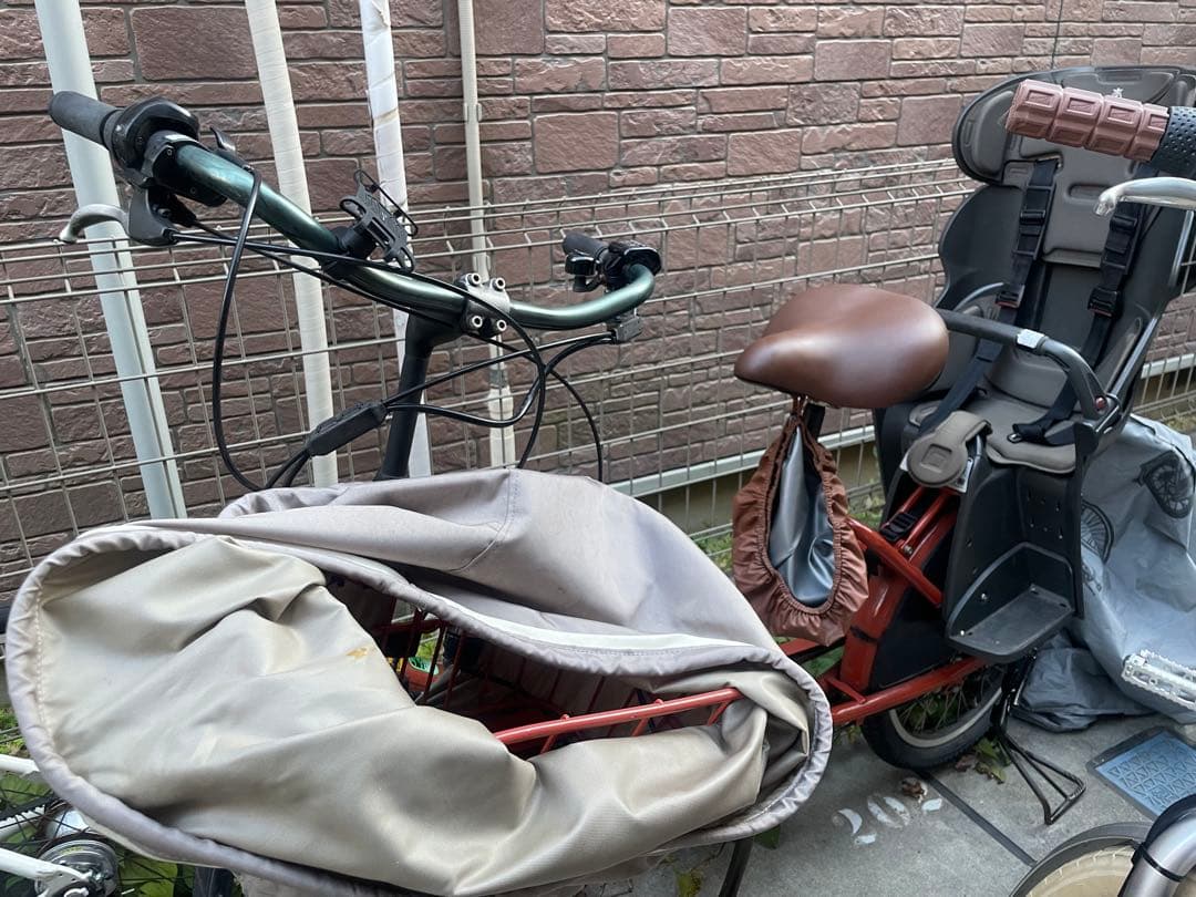 電動自転車　チャイルドシート