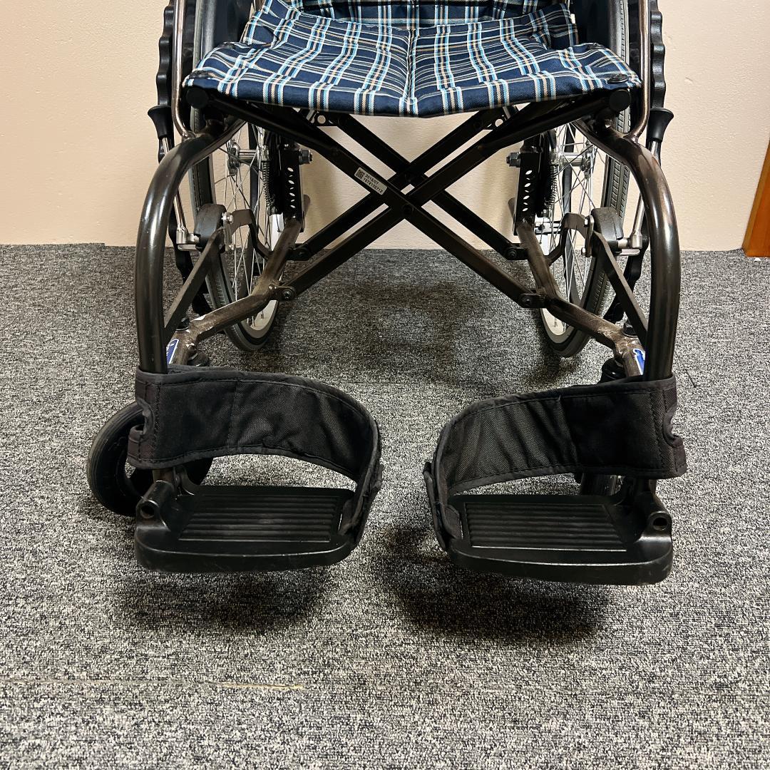 カワムラサイクル　自走用　ノーパンクタイヤ　次世代型車椅子　WAVITシリーズ