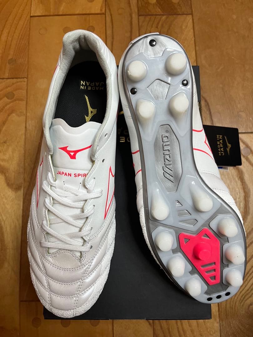 新品　激レア　廃盤品　ミズノ　モナルシーダ ネオ2 ワイド JAPAN ホワイト