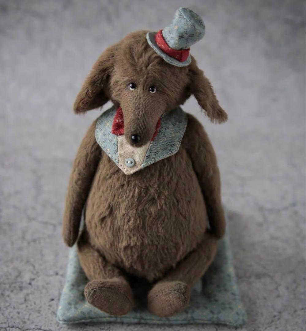 優雅な紳士ワンワン アーティストベア 海外作家様 ハンドメイド テディベア 置物