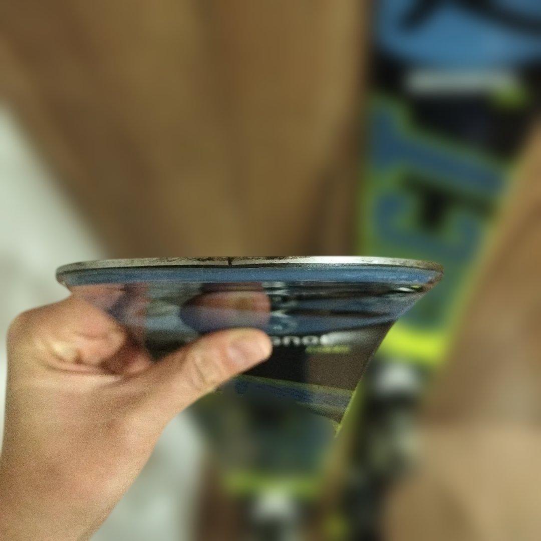 ロシニョールミッドスキーreact8（１２３センチ）