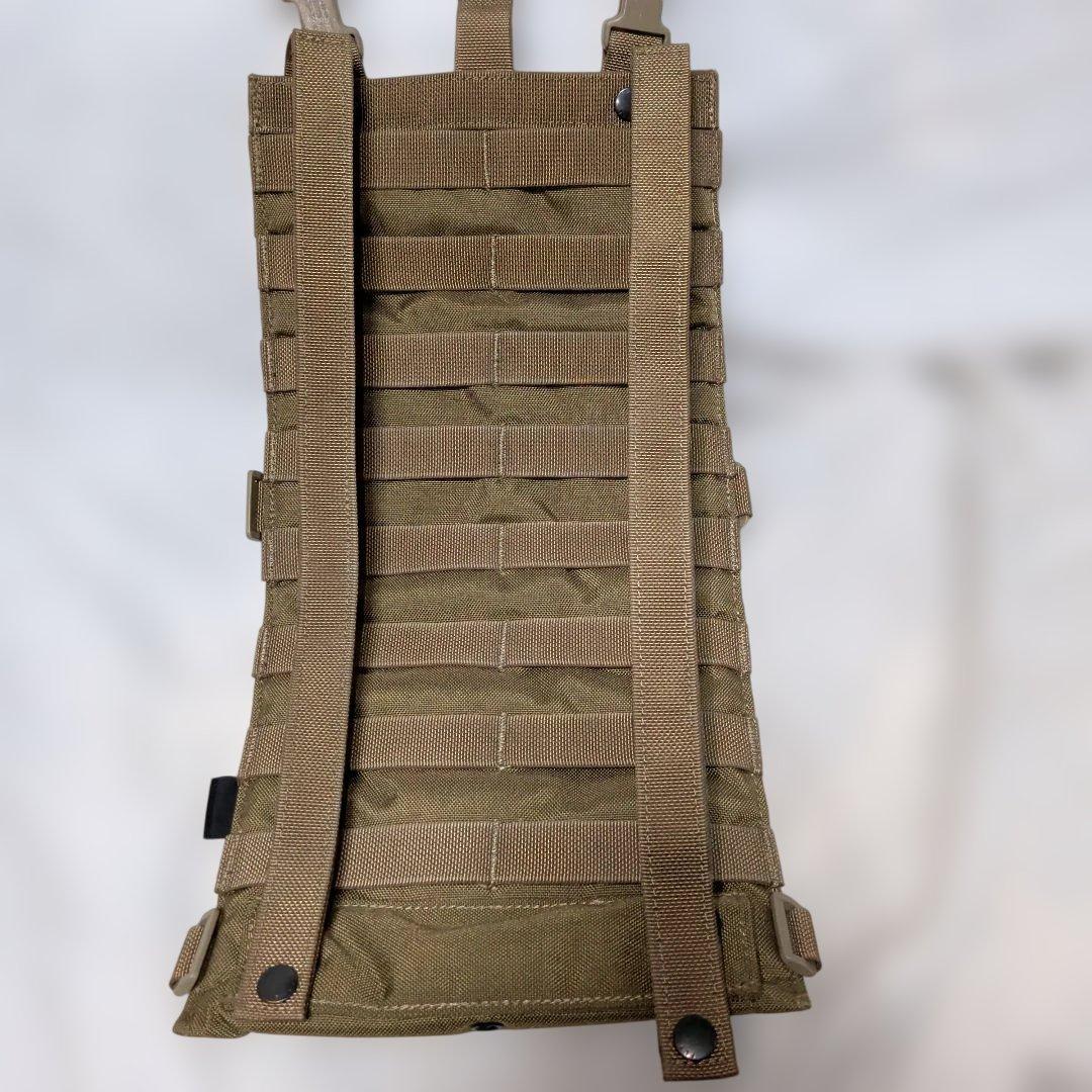 オール実物　flyye rrvベスト　バックパネル　ラジオポーチ　CB