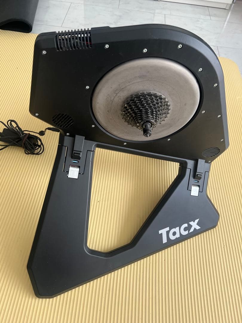 Tacx ネオスマート NEO SMART スマートトレーナー 付属品多数