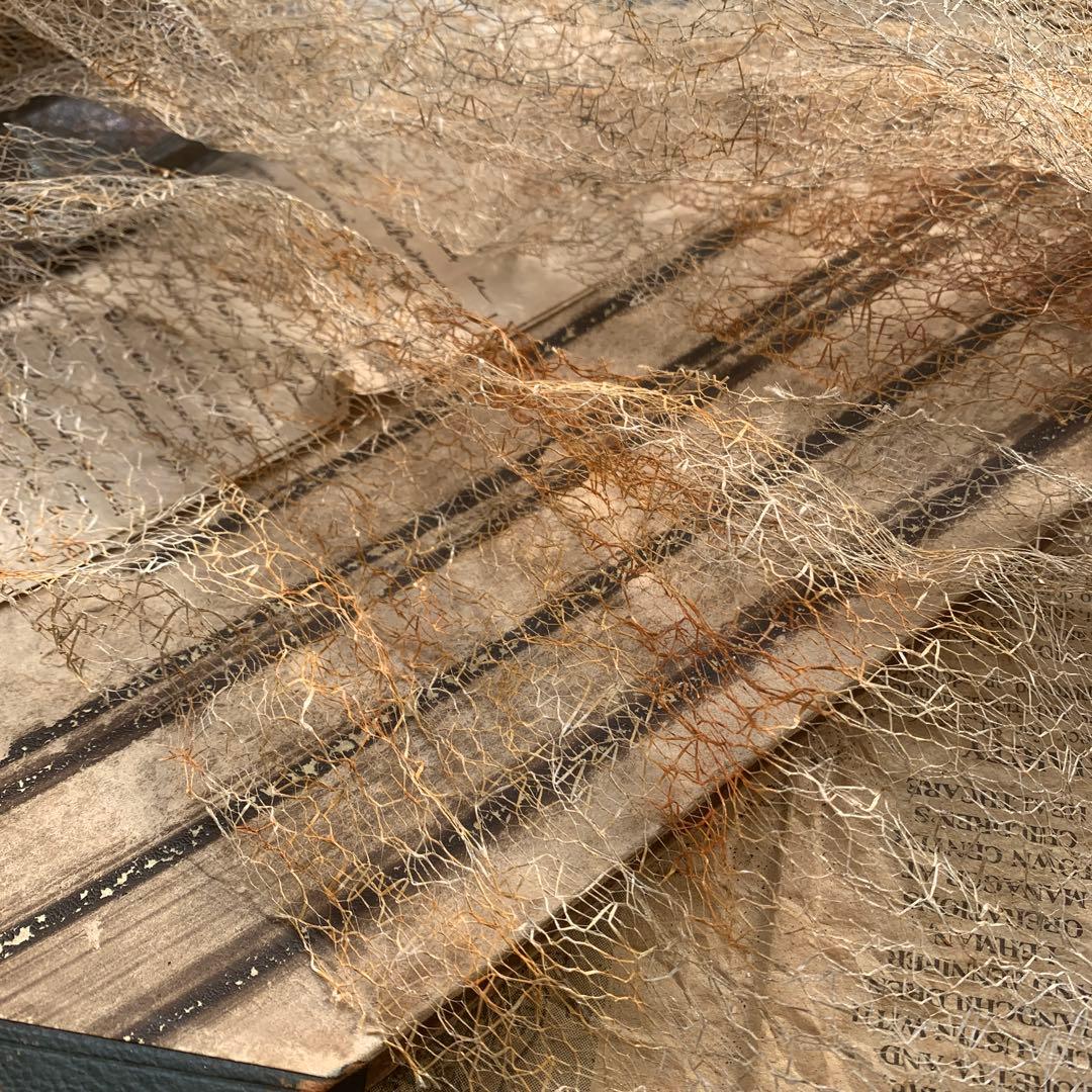 コラージュに☆錆染めホワイトベース　　異素材ジャンクジャーナルに