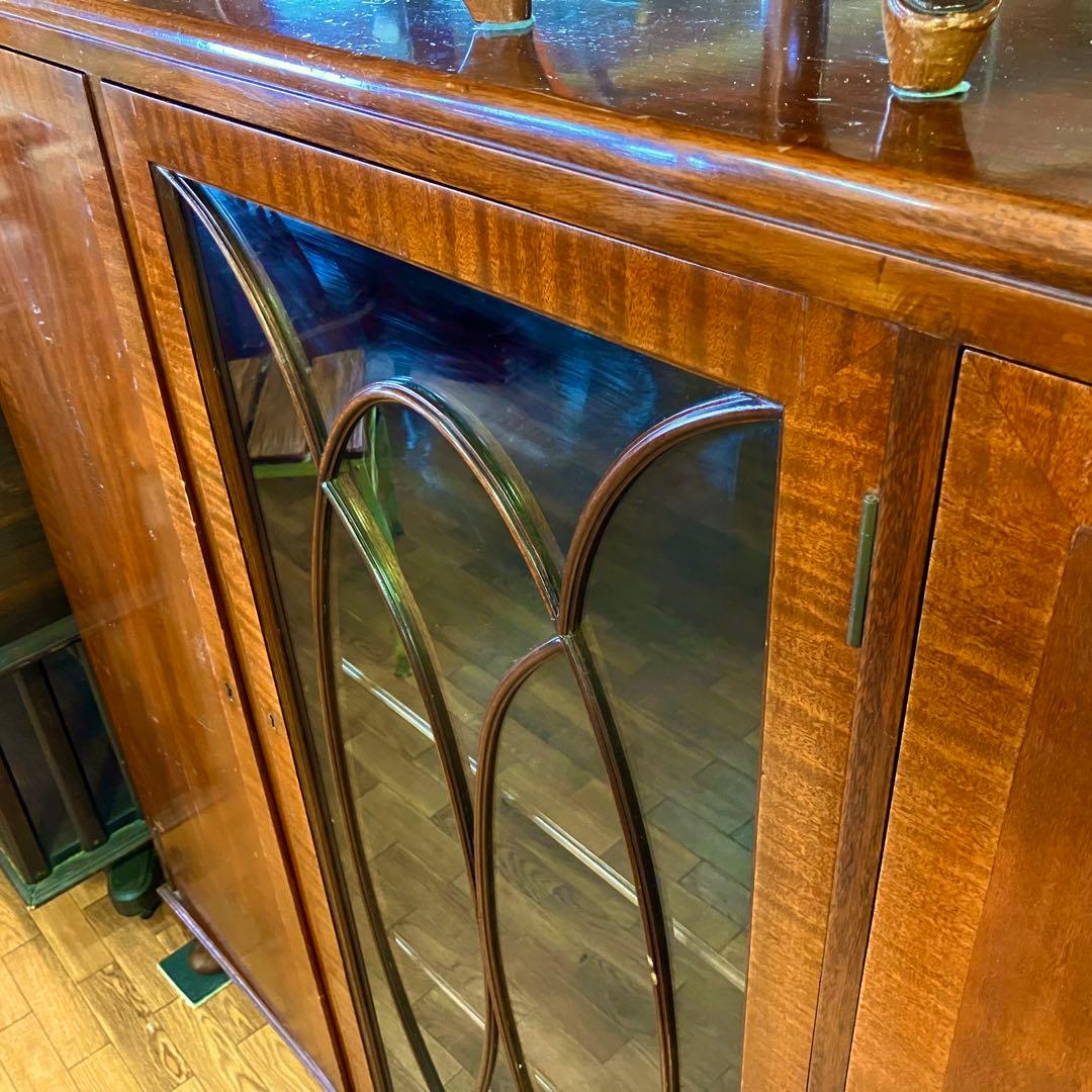 イギリスアンティーク キャビネット サイドボード 鍵付き