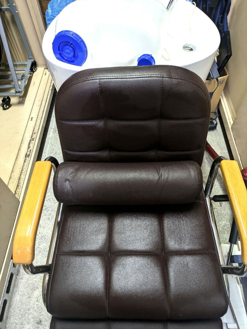 引き取り限定 移動式シャンプー台 移動式チェアー セット売り