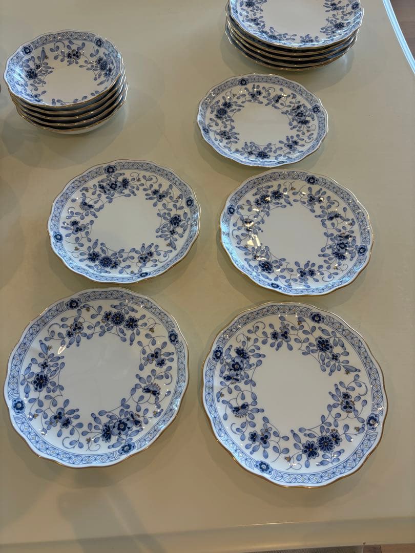 ナルミ　食器セット　ボーンチャイナ　ミラノ　5人用