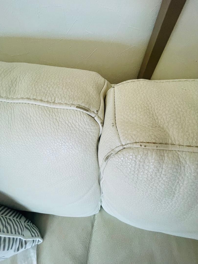 ホワイト革張りモダンソファ 梱包たの メル便利用