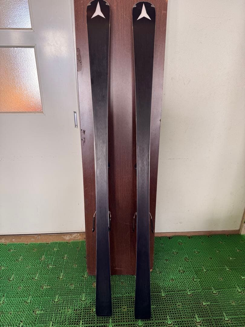 Atomic スキー 168cm 黒/赤　X9I