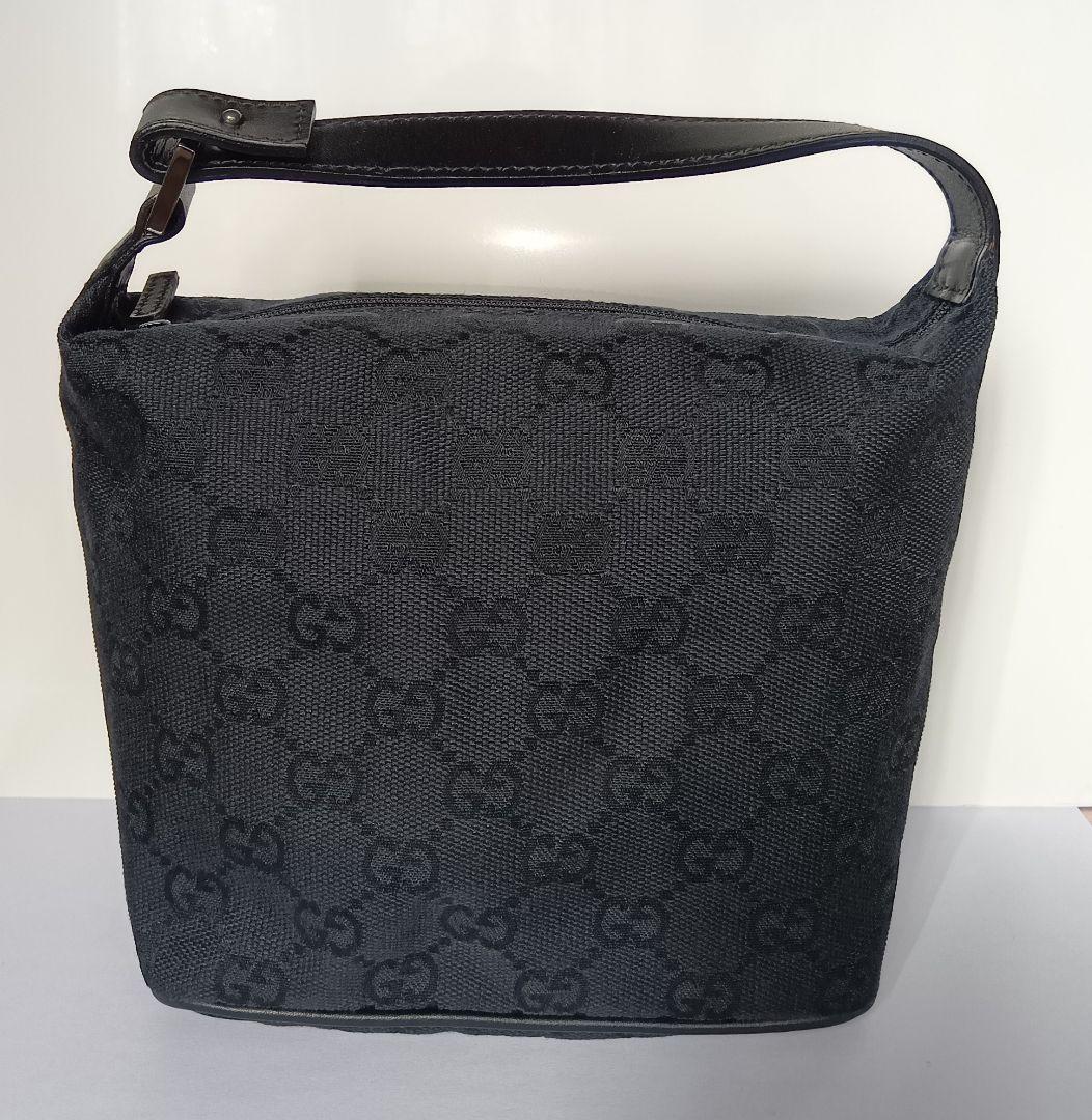 GUCCIアクセサリーポーチGGキャンパスミニバッグブラック