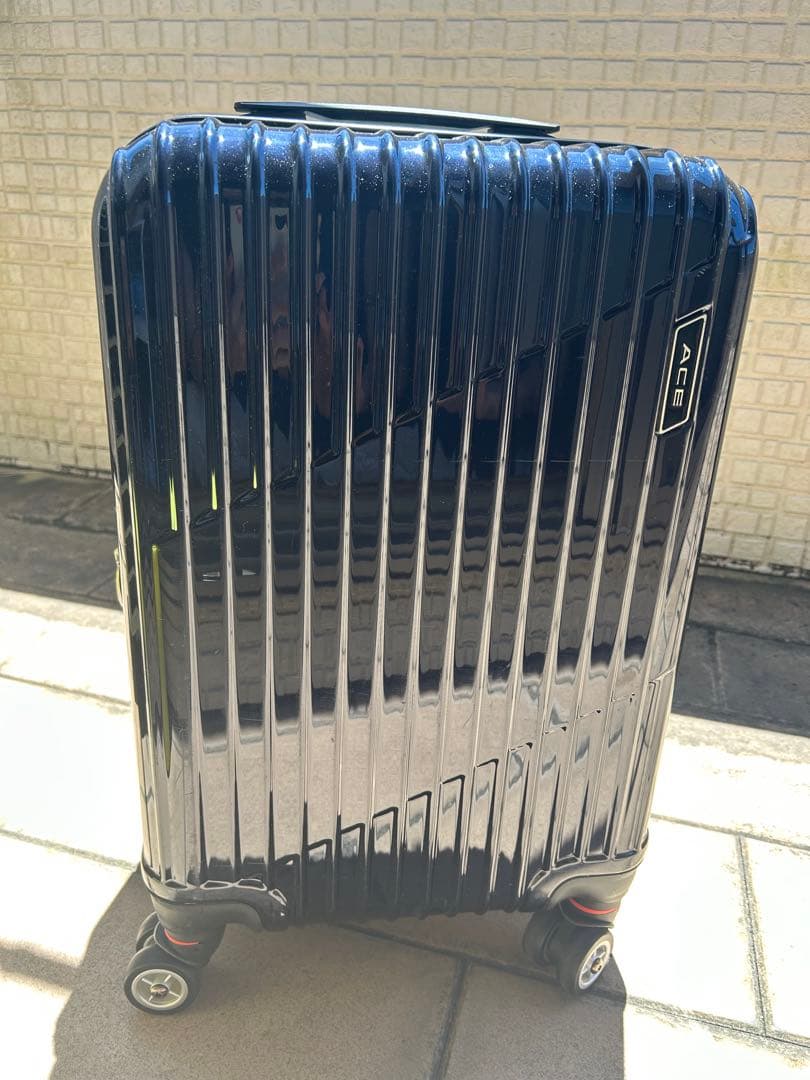 エース　ネイビー 中型キャリーケース 360度回転ホイール