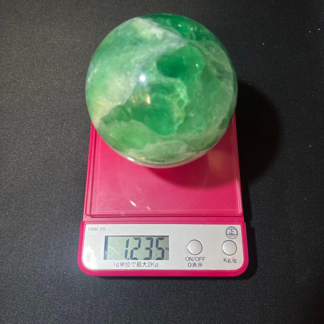 1.2kg/77mm】グリーンフローライト 共生カルサイト スフィア 丸玉