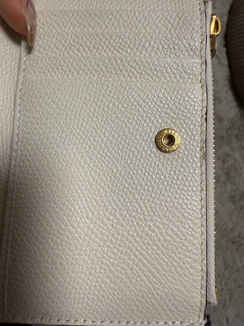 バレンチノ　二つ折りレディース財布