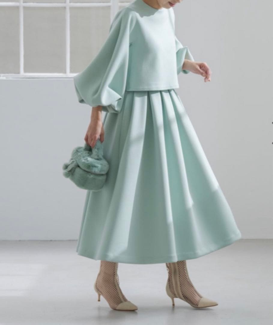 新品未使用【ツル バイ マリコ オイカワ】Bonセットワンピース¥47.300