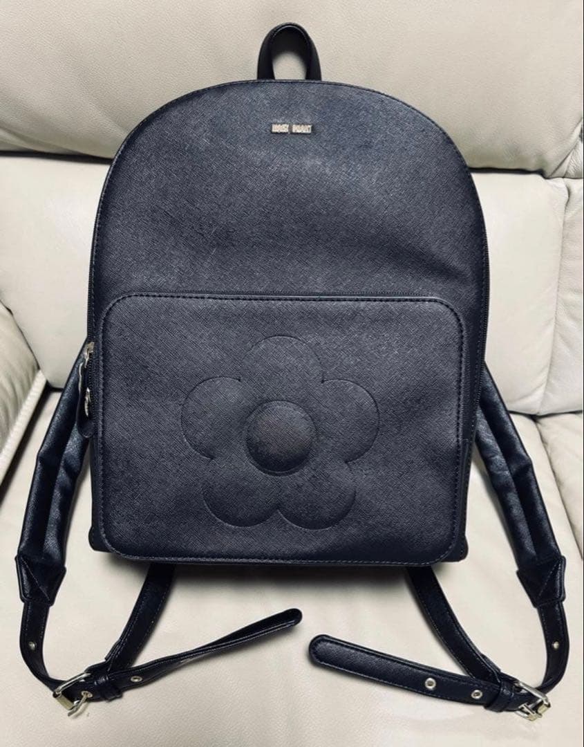 【美品】 マリークワント リュック レザー デイジー 金 黒 お洒落 可愛い 革