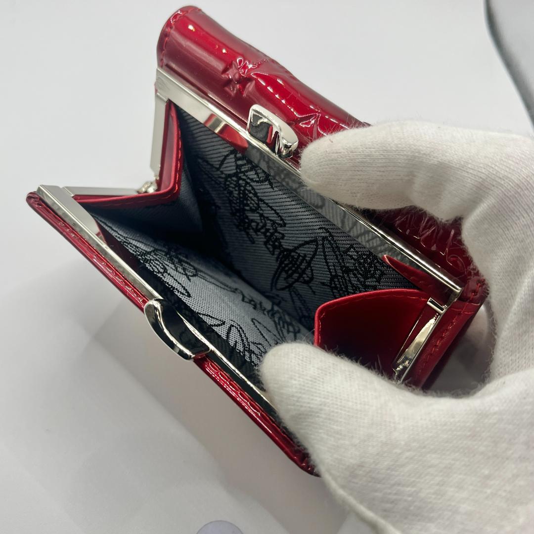 Vivienne Westwood がま口 赤 エナメル 型押し ツルツル 定番