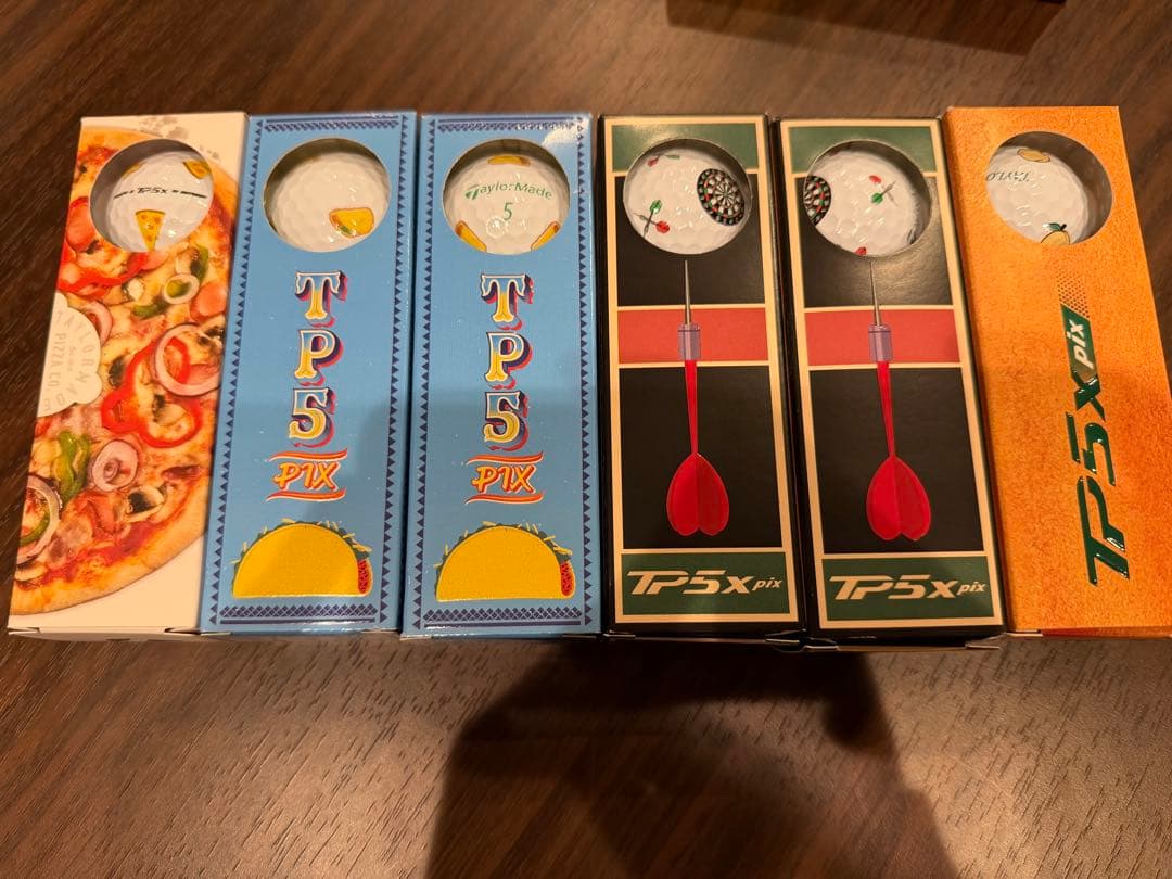 テーラーメイドTP5 PIX ゴルフボール 6スリーブセット限定