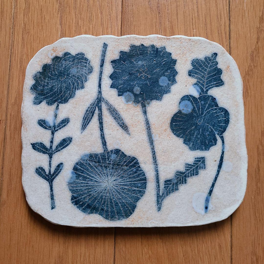 鹿児島睦さんのお花の陶板プレート