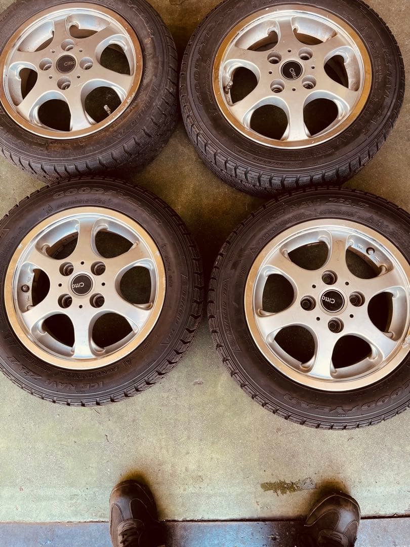 スタッドレスホイル付き155/65Ｒ13