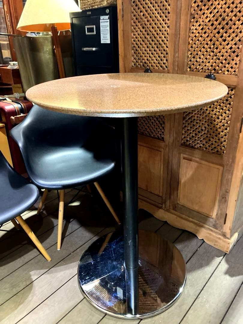 ミーティングハイテーブル