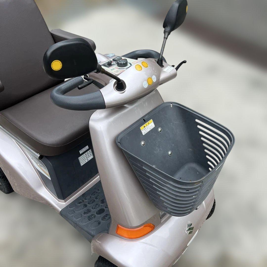 ☆SUZUKI スズキ ET4D6 セニアカー　電動車椅子 四輪　好調