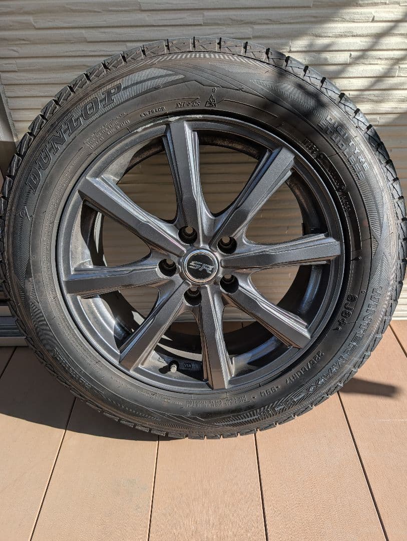 DUNLOP WINTER MAXX SJ8+ 225/60R17 スタッドレス