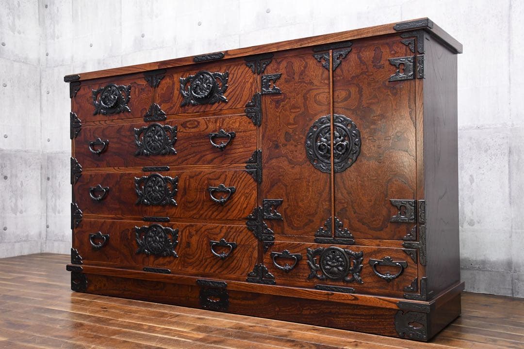 EHK42 岩谷堂箪笥 菊幸 焼印 横長タンス 鍵付き 整理タンス 伝統工芸 欅