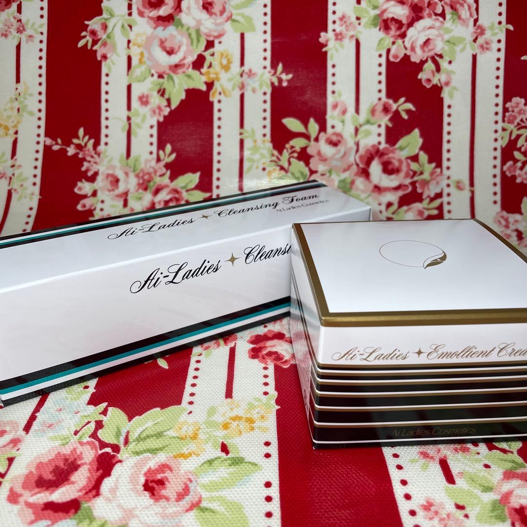 アイレディース化粧品　エモリエントクリームC & 洗顔フォーム