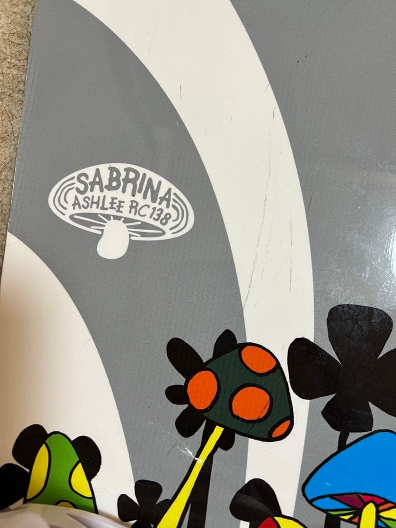 スノーボード　板　sabrina ashlee rc 138 サブリナ　女性