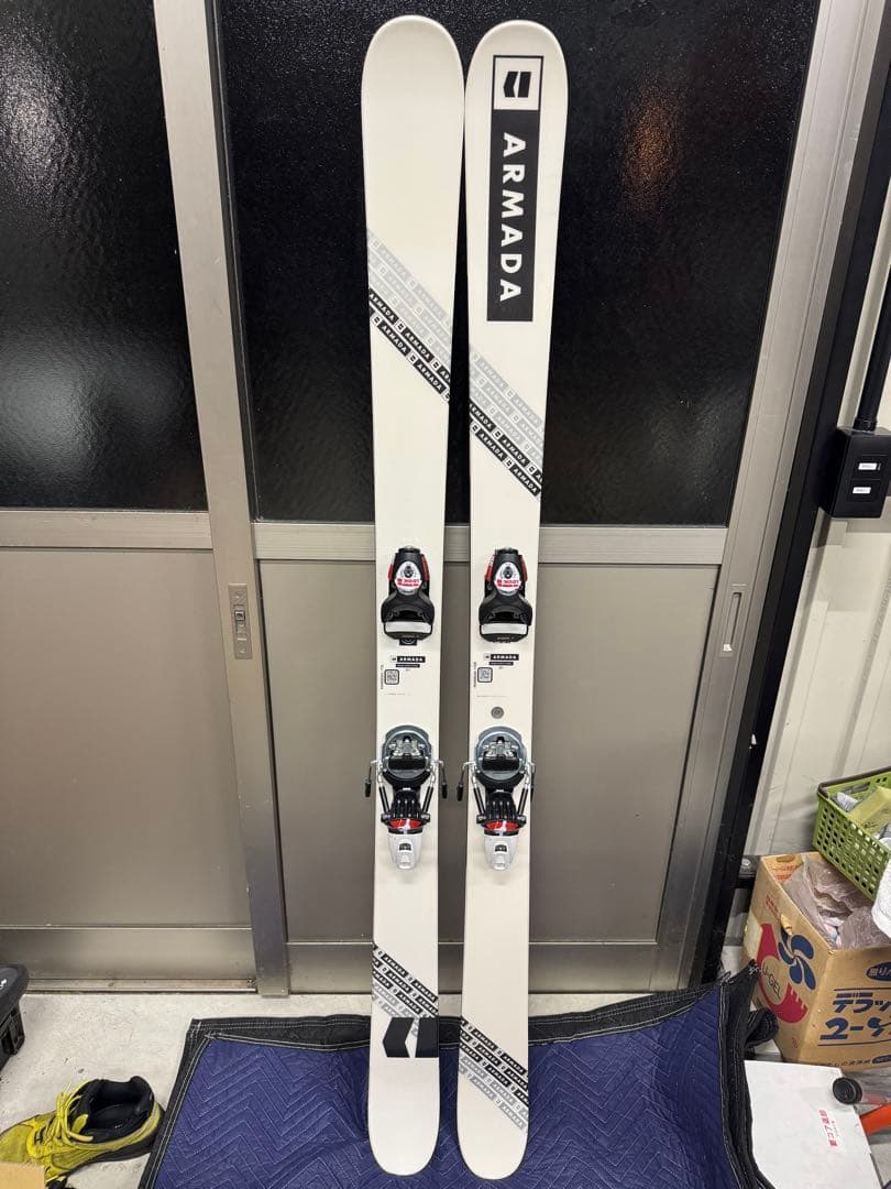 S*o様 ARMADA E DOLLO 新品未使用　172 ヘンリック