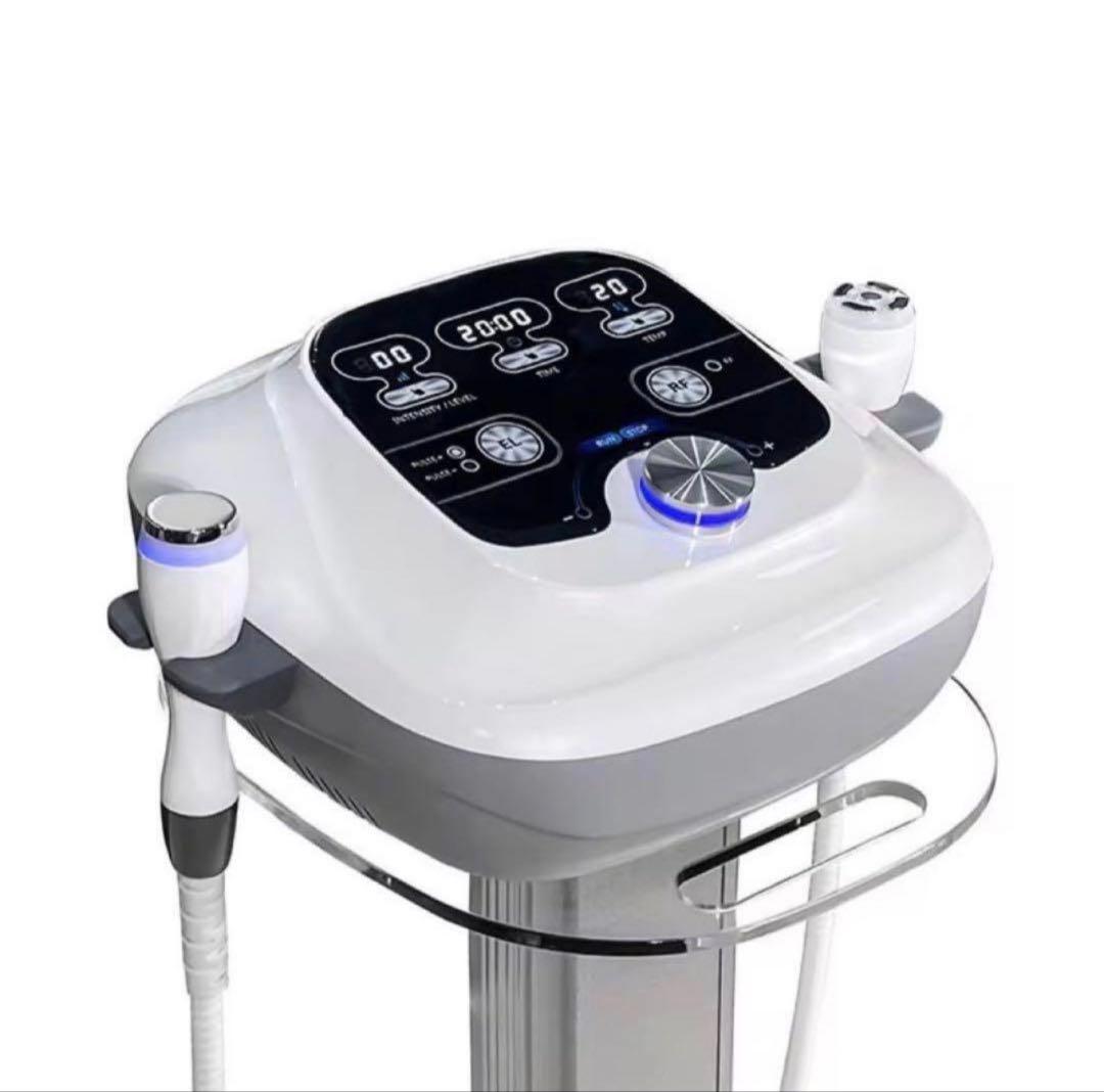 ♥♥ゆん♥♥！エレクトロポレーション RF美顔器　美容機器　美容液導入