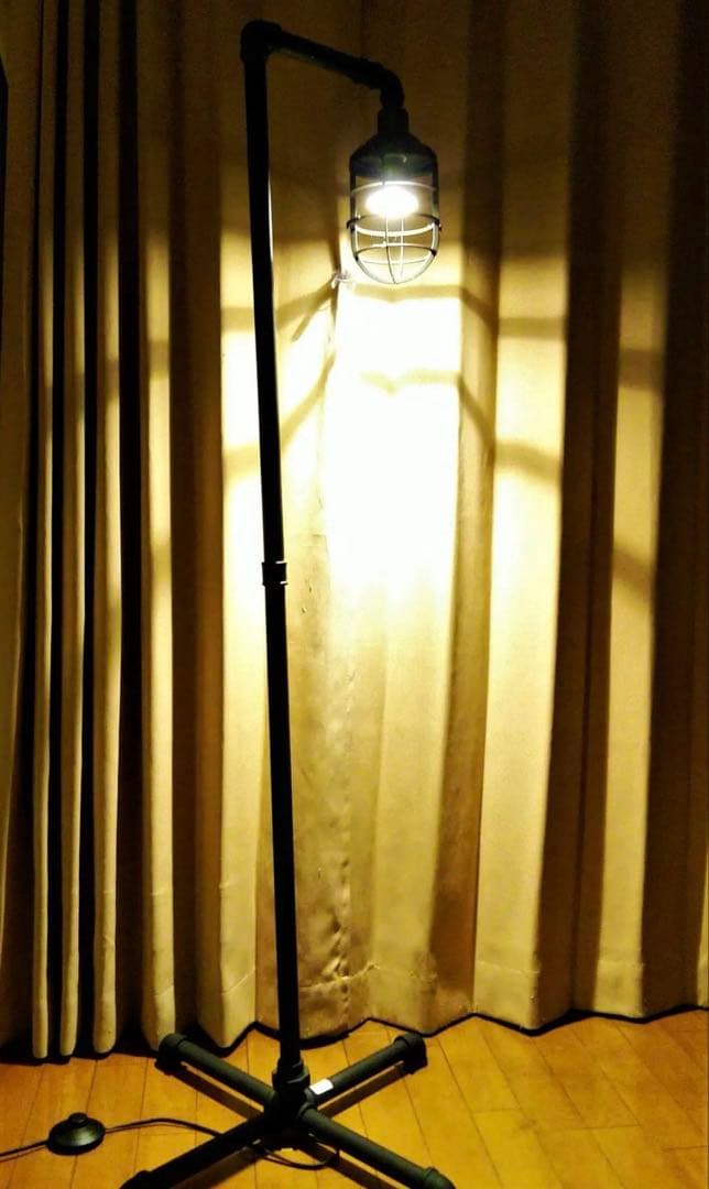 Kosel インダストリアル　フロアライト