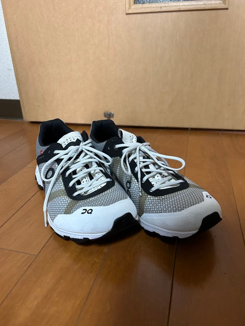 On ランニングシューズ