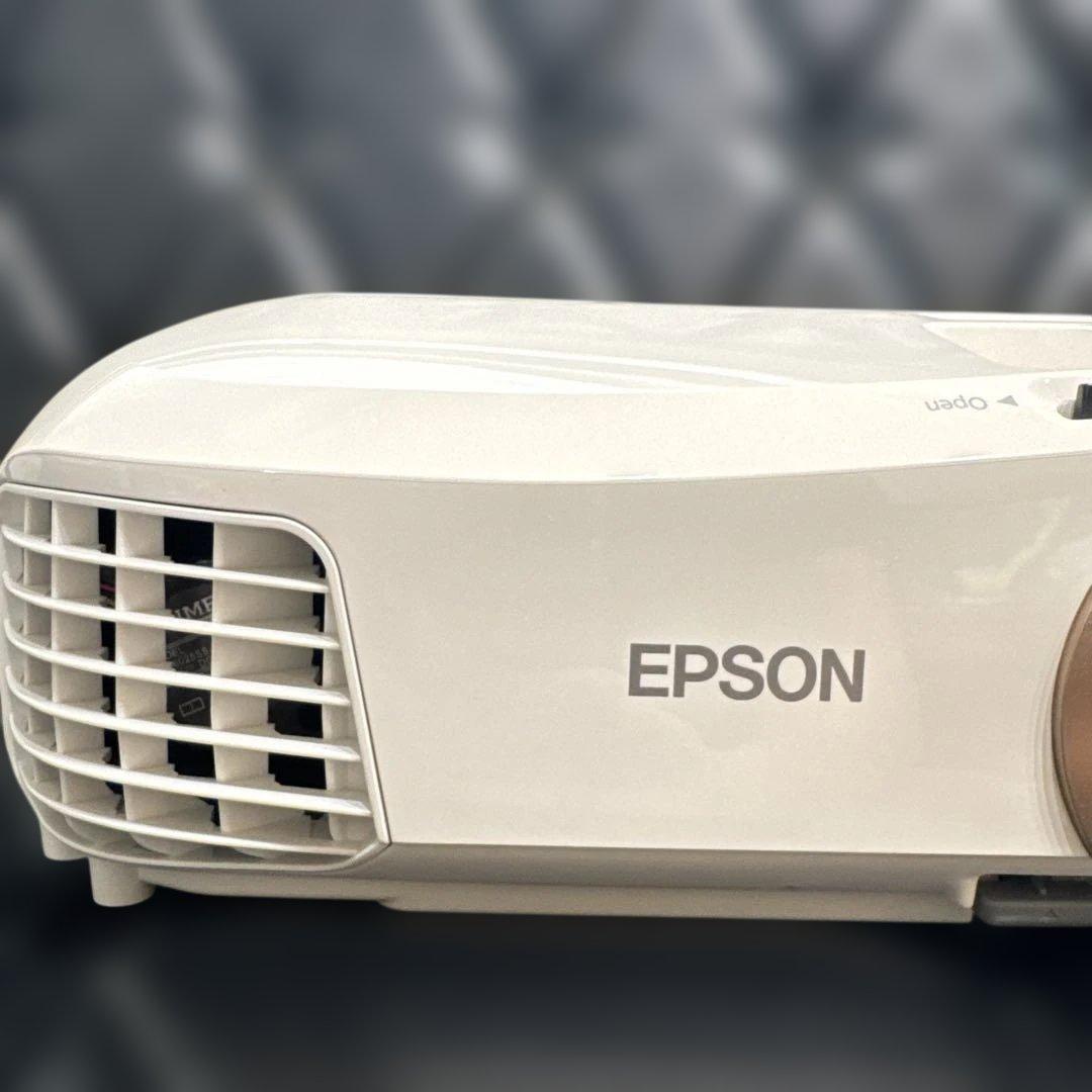 EPSON EH-TW5350 低使用132時間 極美品 / 純正ランプ