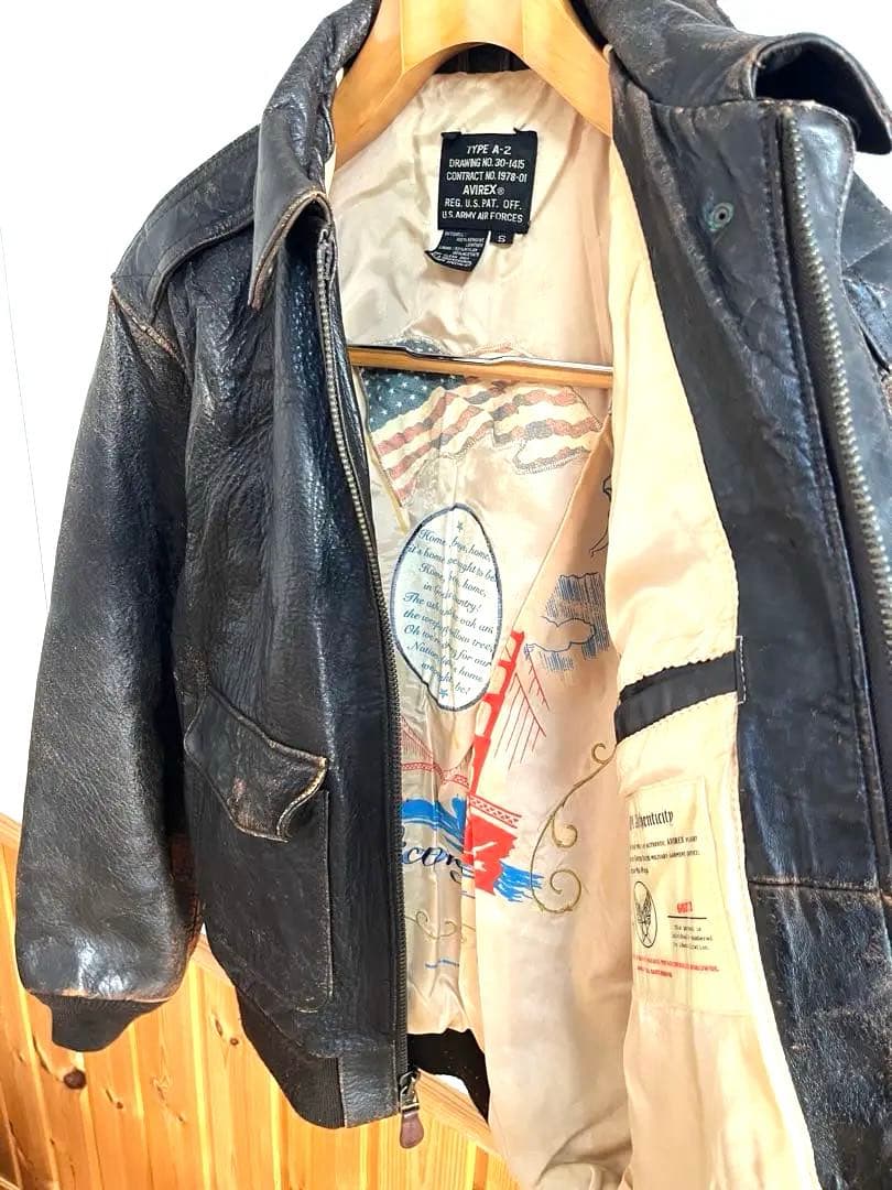アヴィレックスレザージャケット　A-2 フライトジャケット　革ジャン