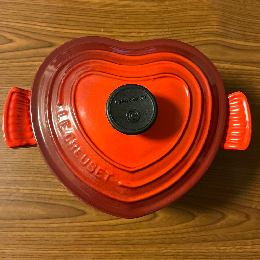 Le Creuset ル・クルーゼ　ココットダムール　ハート型　両手鍋 赤