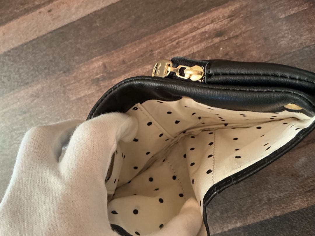 【未使用　箱無し】ぷちネコ2つおり財布　ブラック　ツモリチサト　ノベルティも！