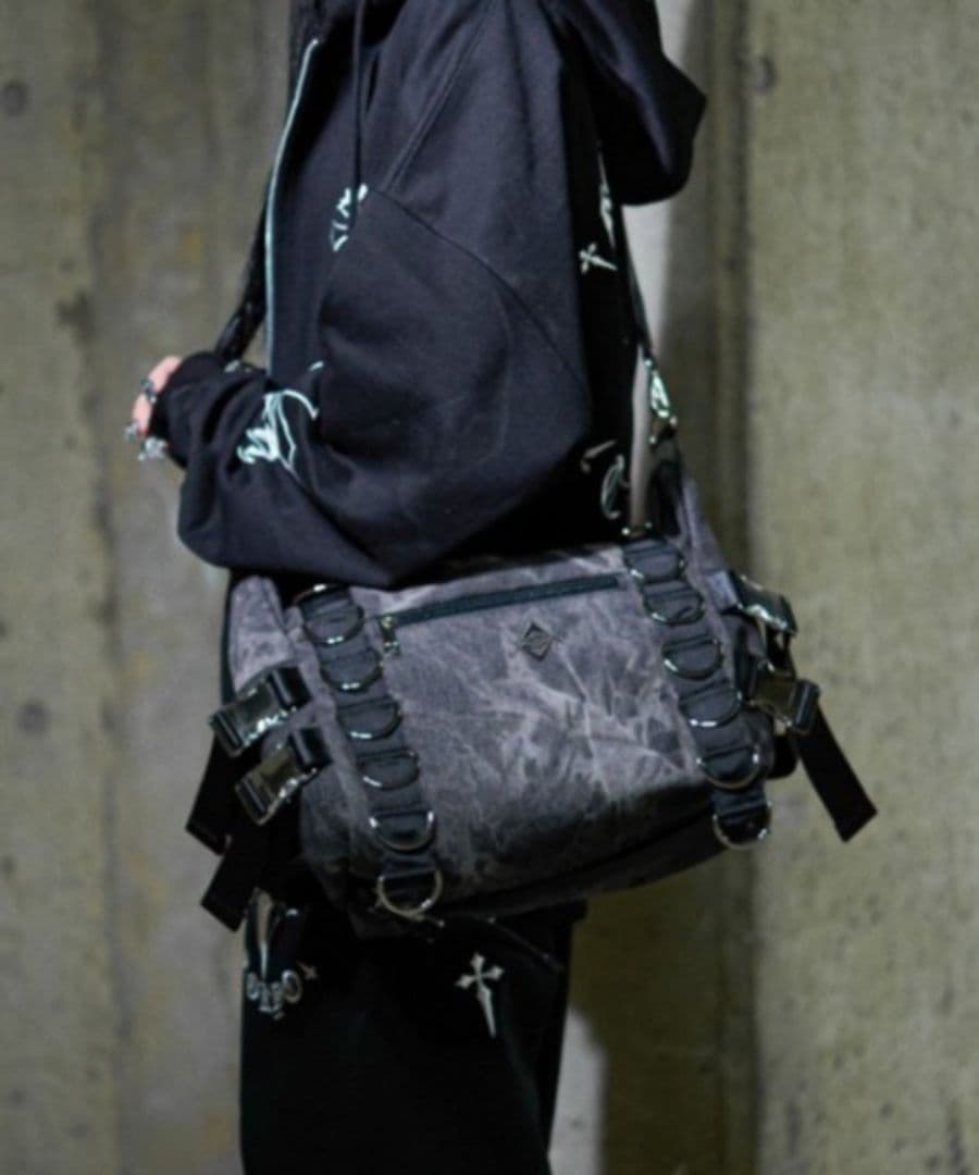 『REFLEM/レフレム』 Dリングベルトショルダーバッグ/メッセンジャーバッグ