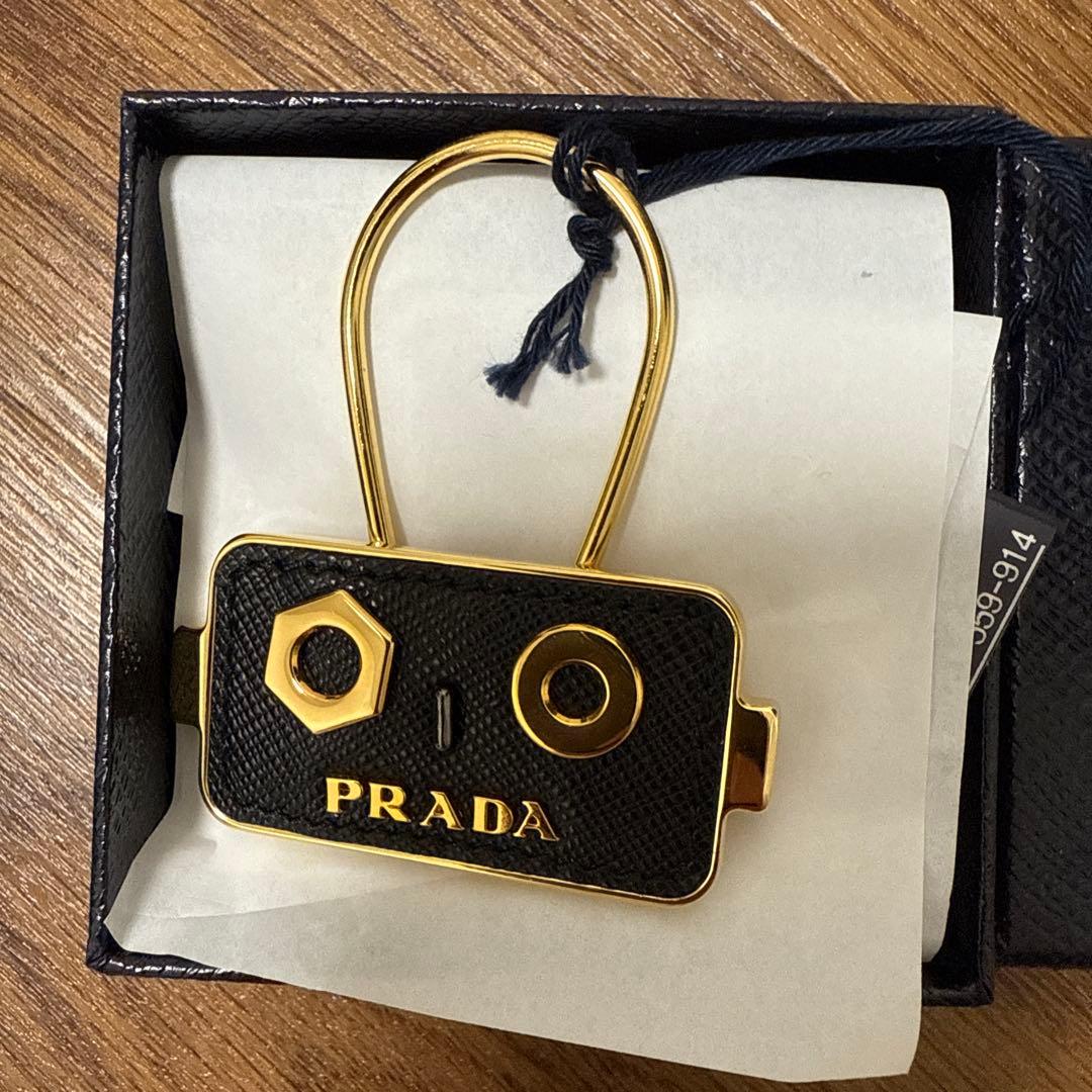 PRADA キーチャーム