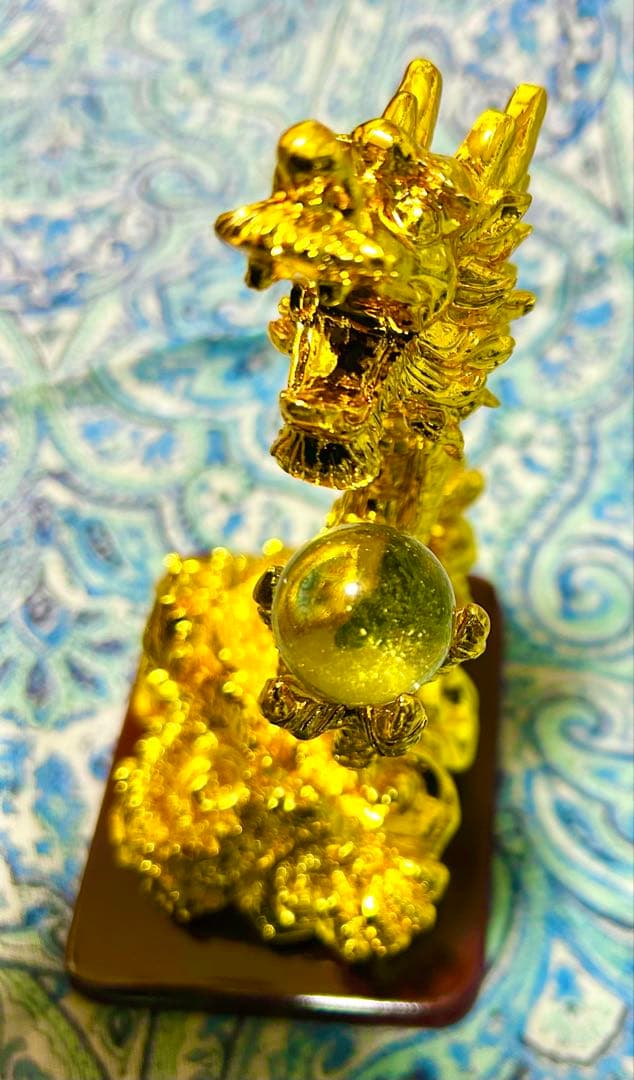 金運爆上げ！運気上昇！昇龍！鍍金製　魂入り　水晶　昇り龍！祈祷済み