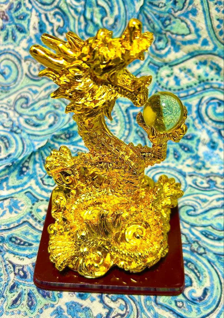 金運爆上げ！運気上昇！昇龍！鍍金製　魂入り　水晶　昇り龍！祈祷済み