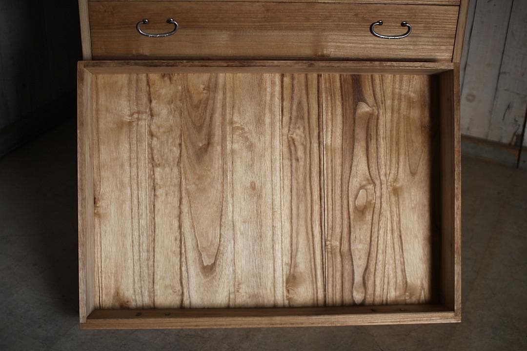 古い木製の引き出し5段　食器棚　キャビネット　古家具　古民家