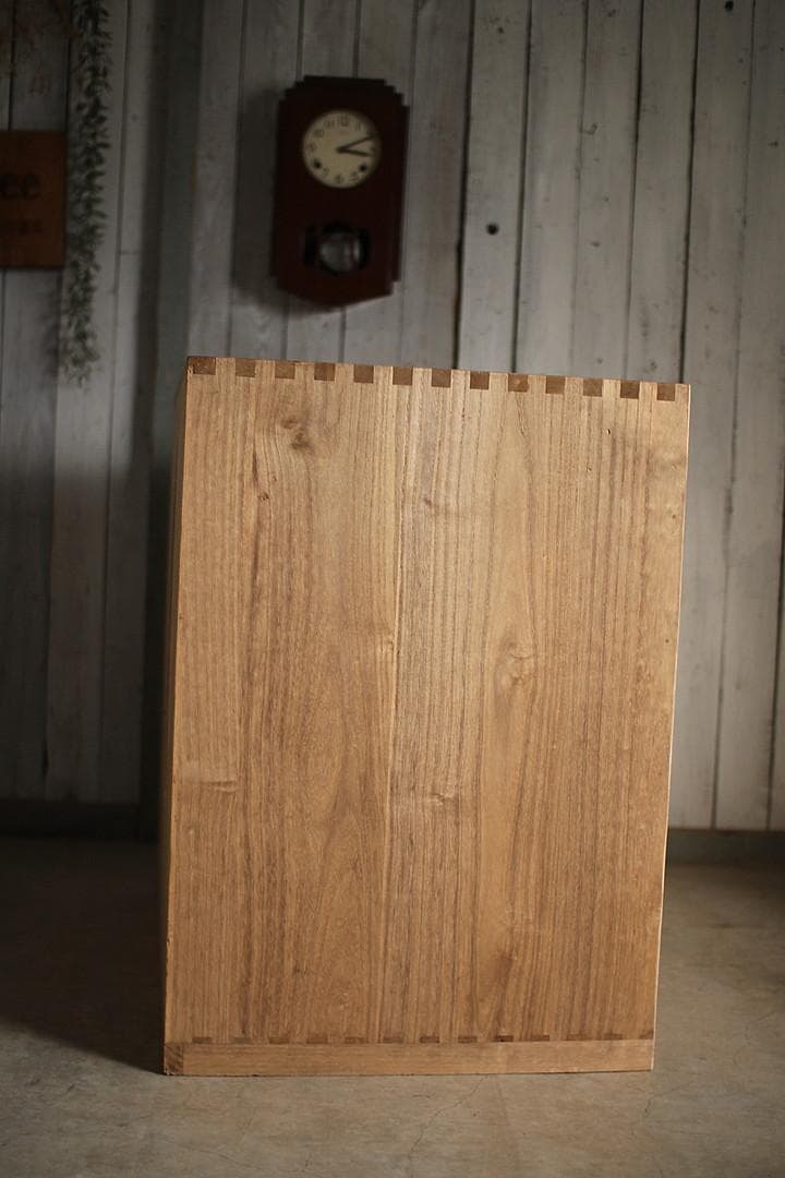 古い木製の引き出し5段　食器棚　キャビネット　古家具　古民家