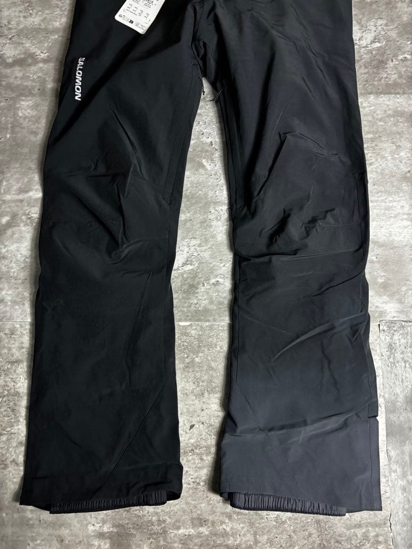 新品タグ付き SALOMON スノーボードウェア ジャケットのみ