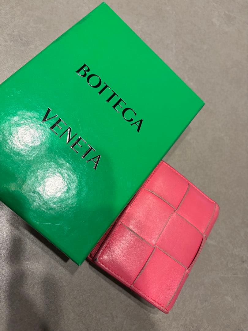 Bottega Veneta 二つ折り財布 ピンク